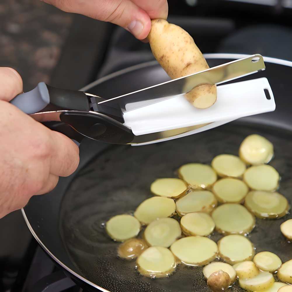 2-in-1 Kitchen Knife with Cutting Base